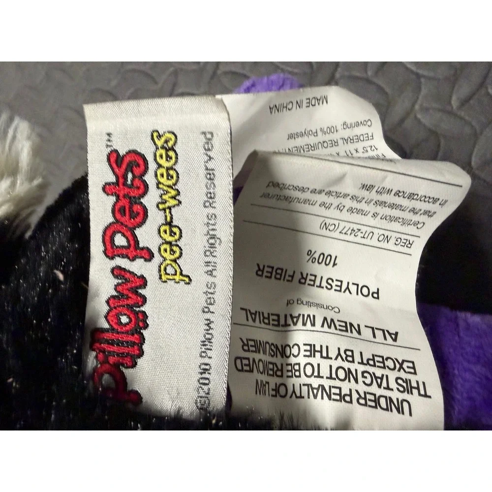 Pillow Pets Curious Cat Small 11 Inch Purple NWT PeeWee 2011 Plush Toy Halloween